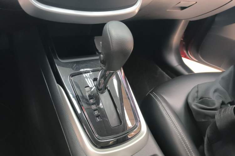 Used Nissan Tiida 2019 1.6L CVT Cool Edition China VI Standard