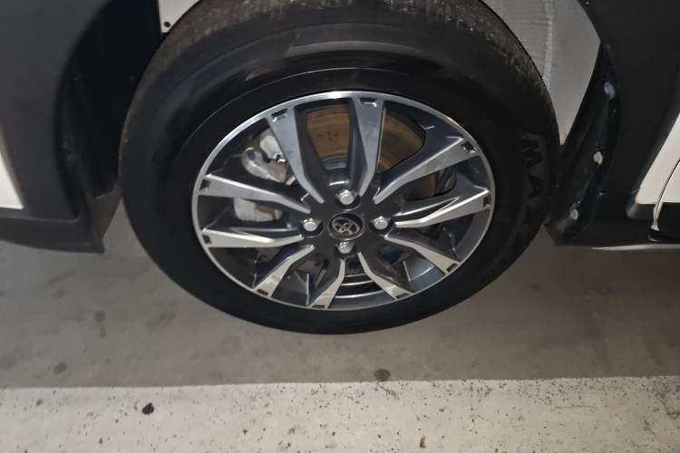 Used Toyota YARiS L Zhi Xuan 2022 X-Trail 1.5L CVT Luxury PLUS Edition
