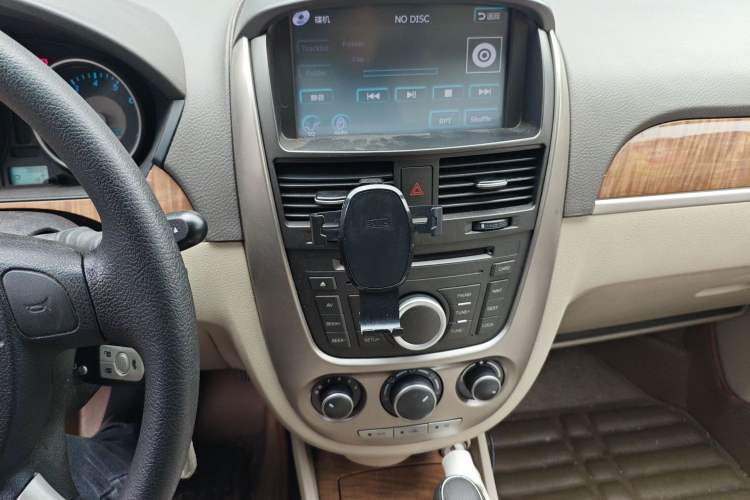 Used Buick Excelle 2015 1.5L Automatic Classic Model