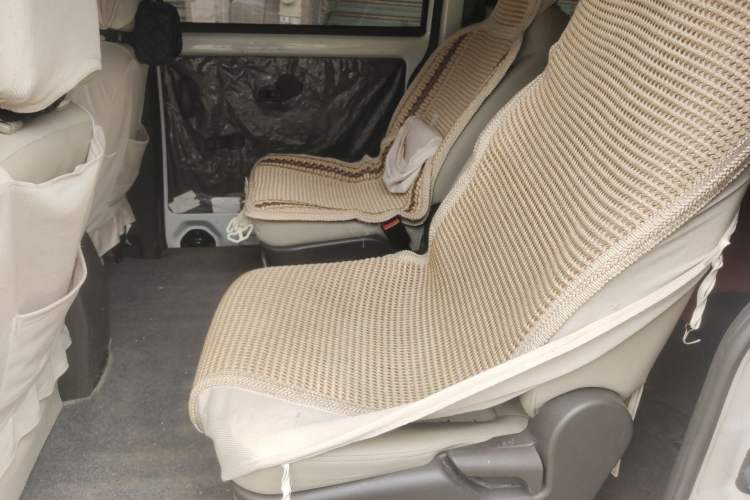 Used Wuling Rongguang V 2016 1.5L Standard Version Left Rear Seat