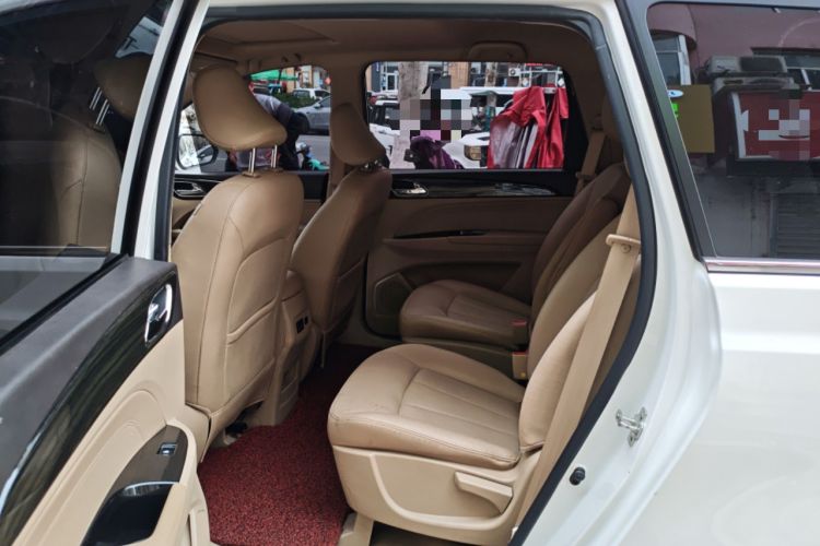 Used Baojun 730 2016 1.8L iAMT Luxury Model 7 Seats Left Rear Seat