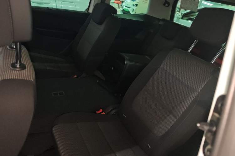 Used Volkswagen Sharan 2013 1.8TSI Standard Model Euro IV
