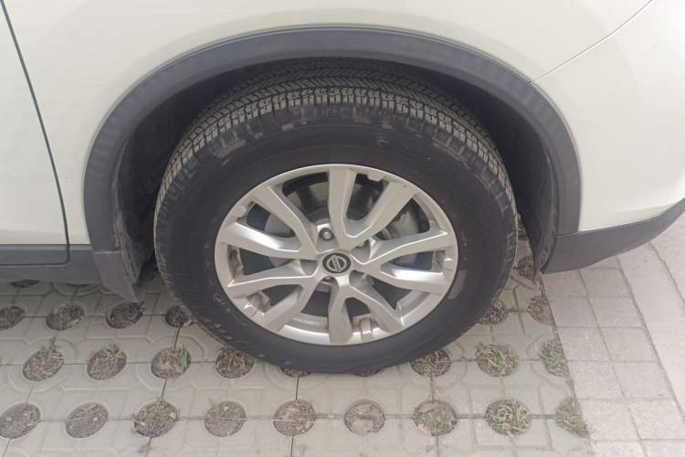 Used Nissan X-Trail 2020 2.0L XL Premium CVT 2WD SmartConnect Luxury Edition Right Front Wheel Hub