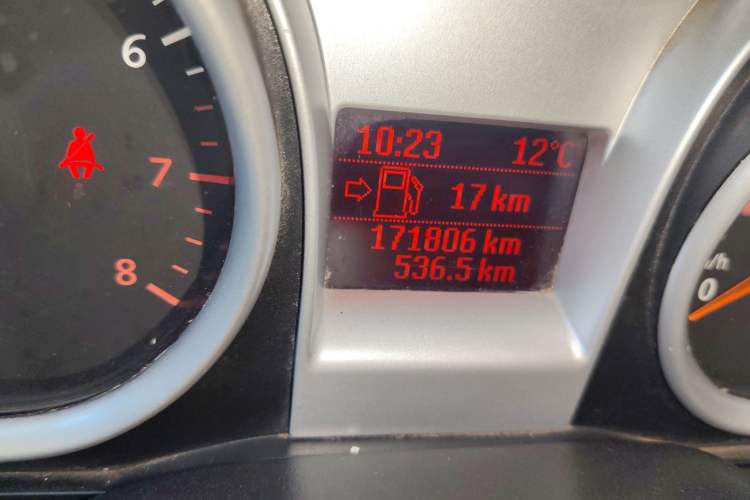 Used Ford Focus 2011 Hatchback 1.8L Manual Classic Model
