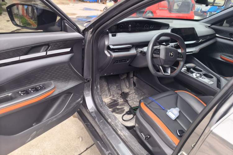 Used CHANGAN UNI-V 2023 1.5T Prestige Model Driver Seat