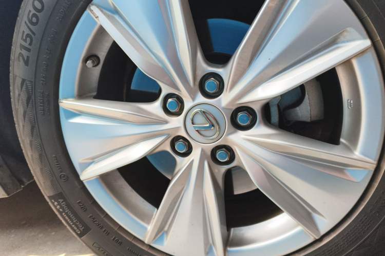 Used Lexus UX 2019 260h Explore-Cool Edition China VI Standard