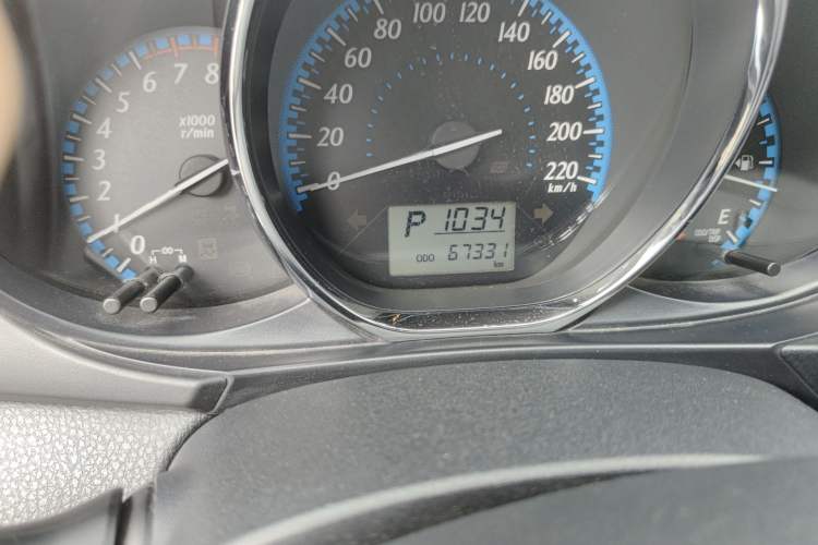 Used Toyota YARiS L Zhi Xuan 2016 Revised 1.5E CVT Charming Edition Odometer Close Up