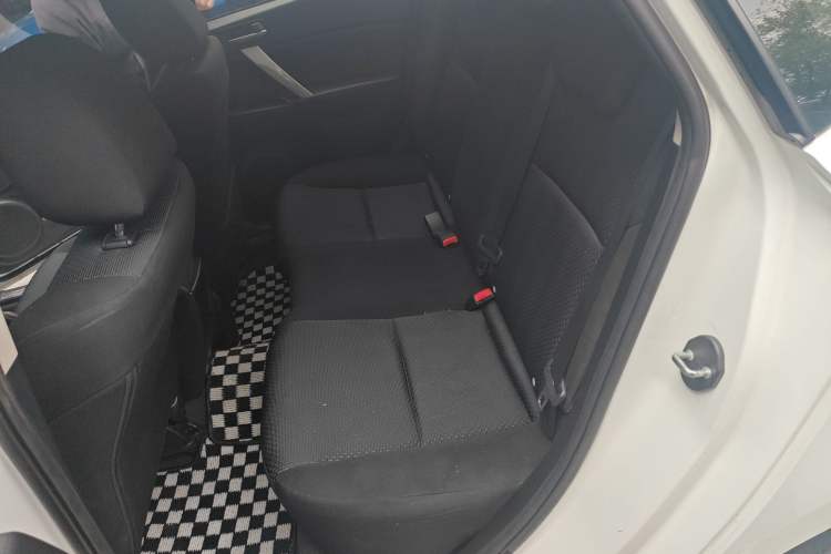 Used Mazda 3 2012 Hatchback 2.0L Automatic Luxury Model