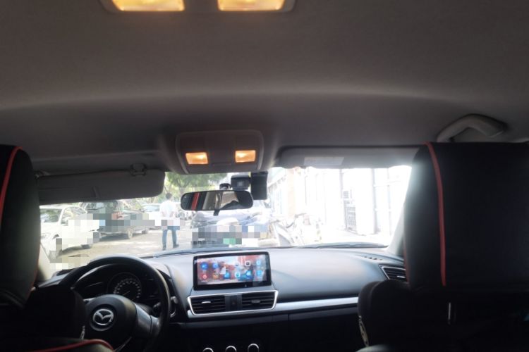 Used Mazda 3 Axela 2014 Sedan 1.5L Automatic Comfort Model Headliner
