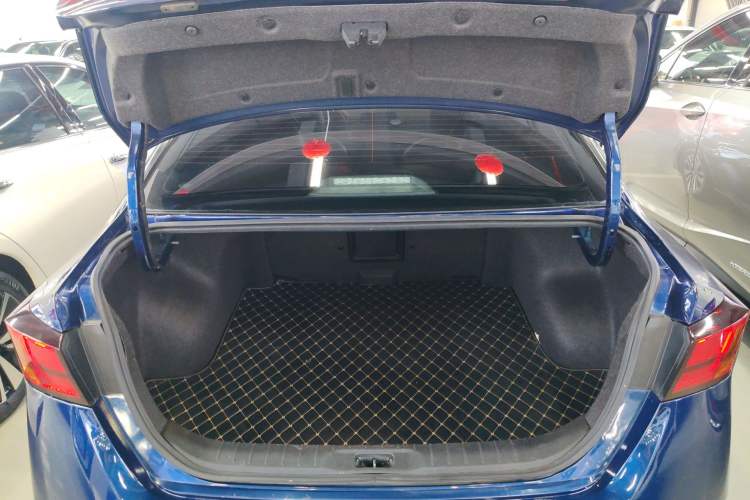 Used Nissan Teana 2019 2.0L XL Comfort Edition Trunk