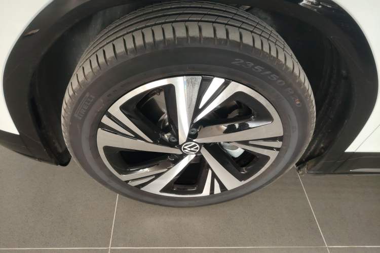 Used Volkswagen ID.6 CROZZ 2024 PRO Model
