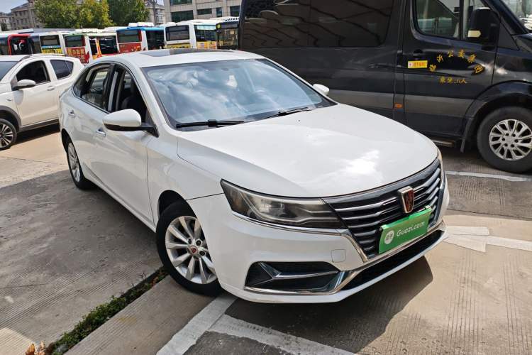 Used Roewe i6 New Energy 2017 45T Hybrid Connect & Smart Enjoyment Edition
