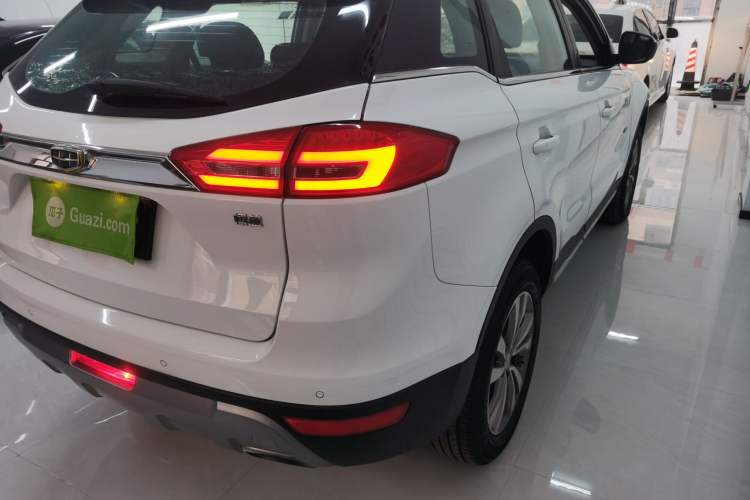 Used Geely Auto Emgrand X7 Sport 2016 1.8TD Automatic Smart Connectivity Version Exterior 3