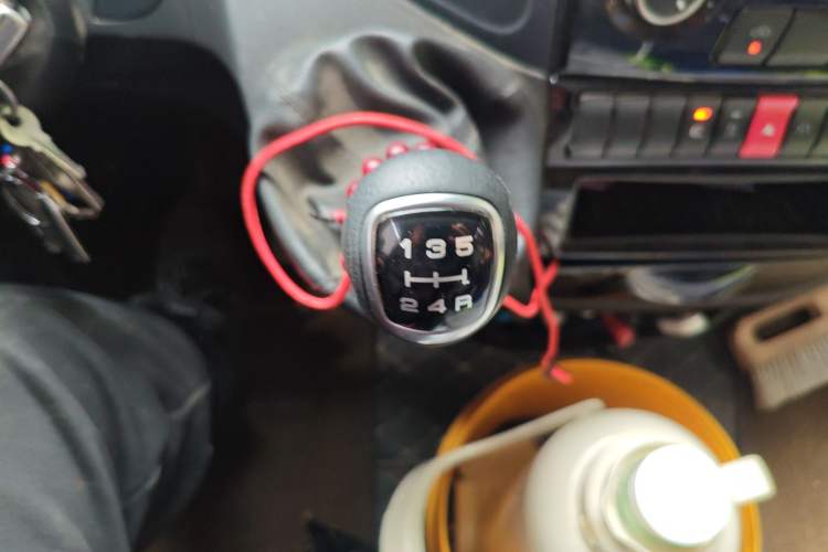 Used Iveco Eurocargo 2021 2.0T Manual Super-Rui Short Wheelbase Low-Roof Side-Hinged Door F1A
