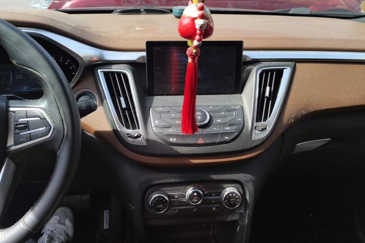 Used Soueast DX7 2015 1.5T Automatic Luxury Model
