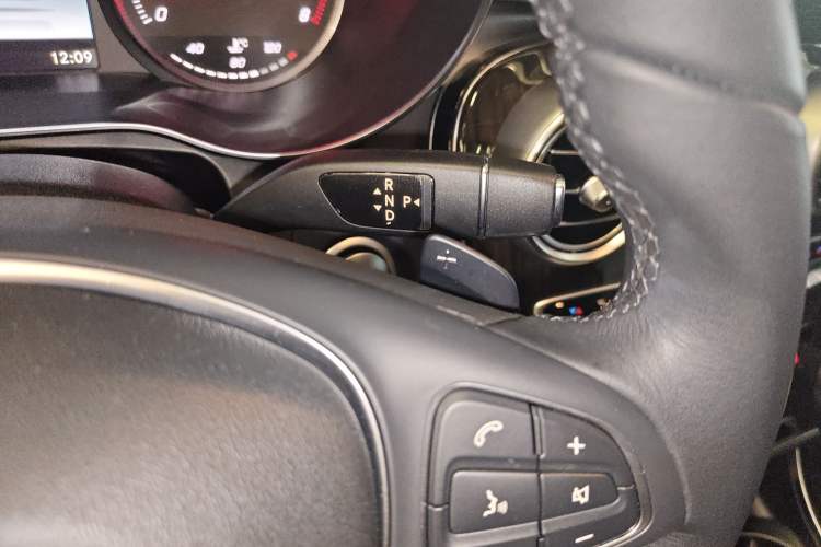 Used Mercedes-Benz GLC 2017 GLC 260 4MATIC Luxury Model
