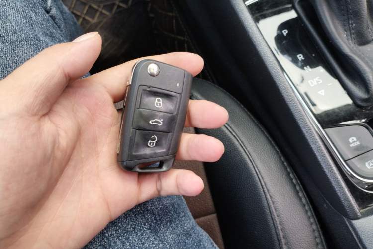 Used Skoda Karoq 2019 TSI280 SmartDrive Luxury Edition China VI standard
