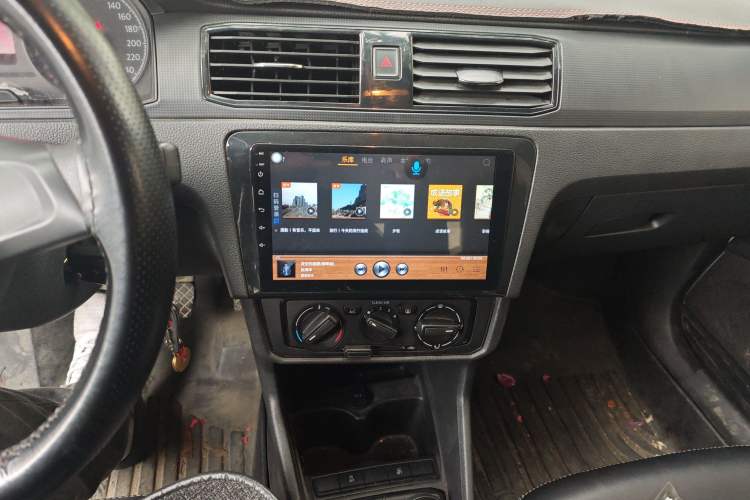 Used Volkswagen Santana 2019 1.5L Manual Fashion Edition China VI Standard Audio And AC Panel