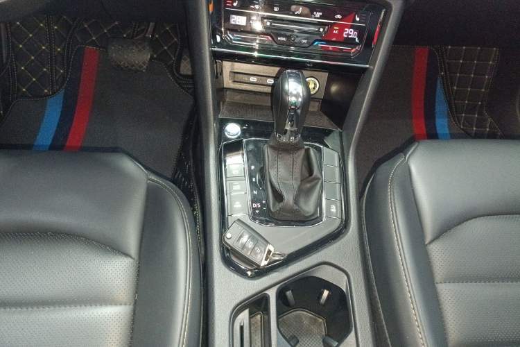 Used Volkswagen Tharu 2022 280TSI Two-Wheel-Drive Luxury Edition