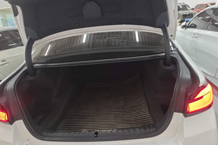 Used BMW 5 Series 2021 Facelifted 525Li M Sport Package