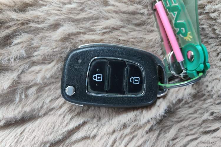 Used Hyundai Verna (older generation) 2017 1.4L Manual Refreshed Version China V Standard