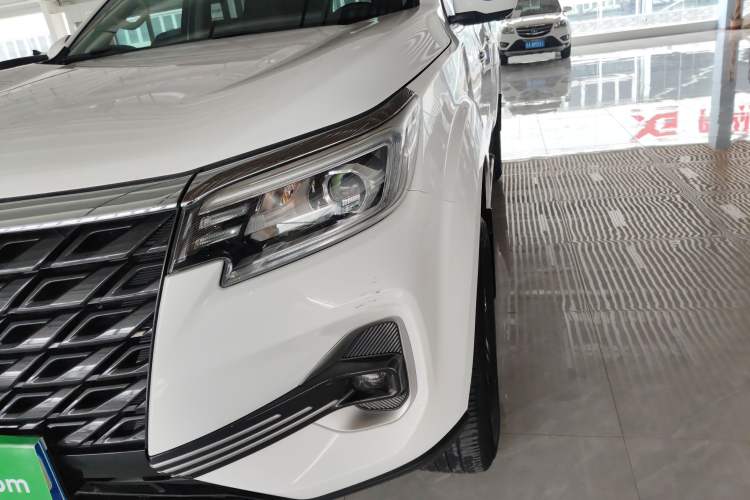 Used Dongfeng Palazzo 2022 2.0T Manual Two-Wheel Drive Luxury Version