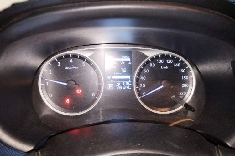 Used Nissan Kicks 2017 1.5L CVT Cool Enjoy Edition Instrument Cluster