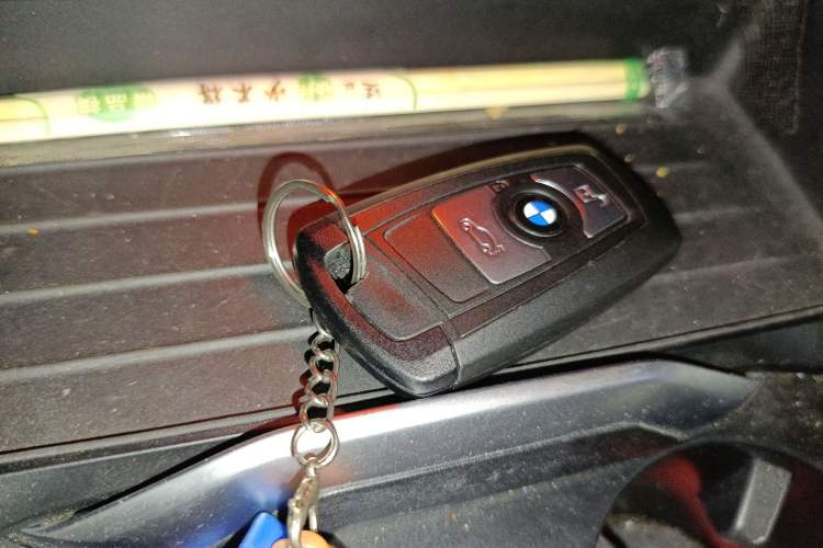 Used BMW X3 2016 sDrive20i Vehicle Key