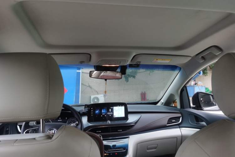 Used Buick GL8 2023 Land Executive Class Smart Enjoyment Model Headliner