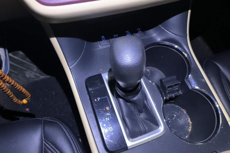 Used Toyota Highlander 2017 2.0T Four-Wheel Drive Elite Edition 7-Seater
