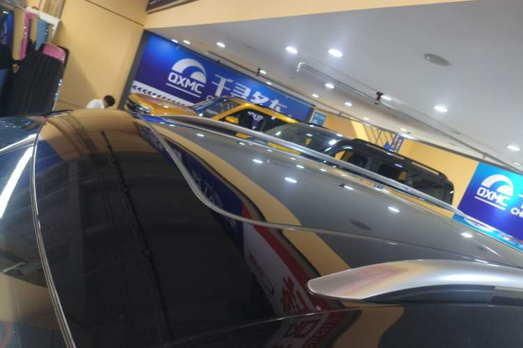 Used Volkswagen Tiguan L 2023 Restyled 330TSI Automatic Two-Wheel Drive R-Line Enhanced Comfort Version