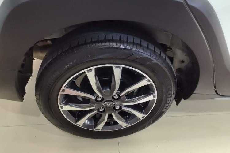 Used Toyota YARiS L Zhi Xuan 2021 X-Trail 1.5L CVT Luxury Edition Right Rear Wheel Hub