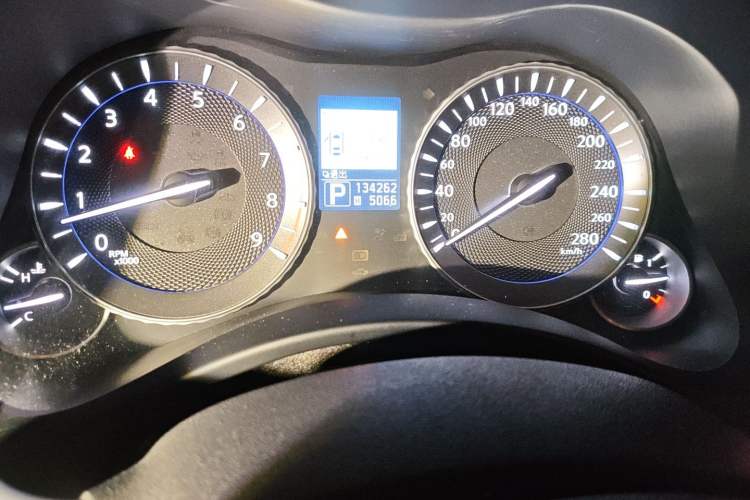 Used Infiniti Q70 2013 Q70L 2.5L Comfort Edition