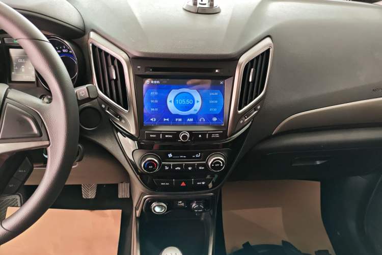 Used CHANGAN CS15 2016 1.5L Manual Fashion Edition