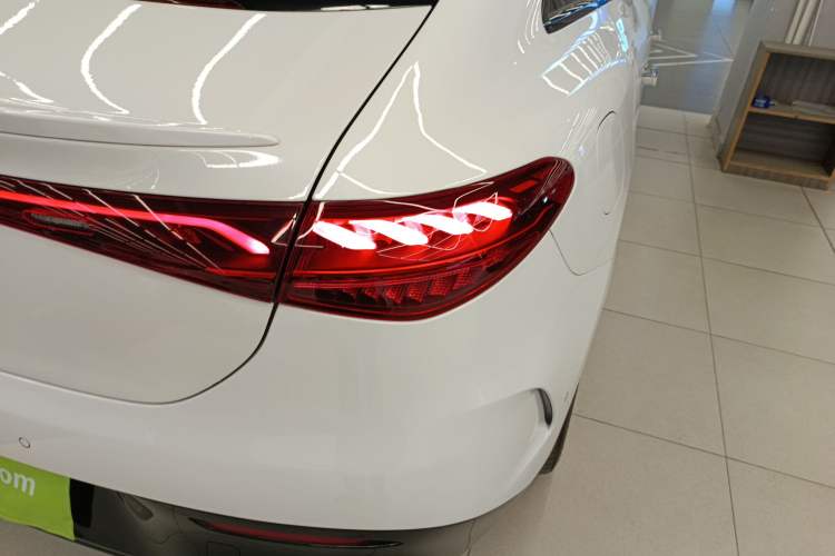 Used Mercedes-Benz EQE 2022 350 First Edition Special Version