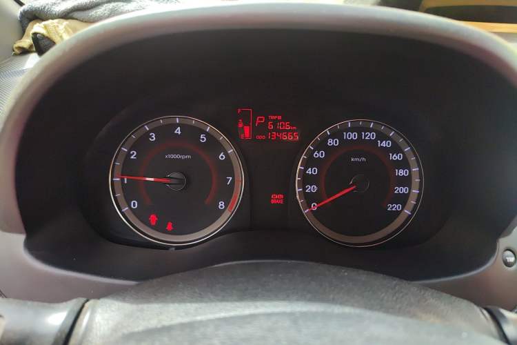 Used Hyundai Verna Ray 2014 1.4L Automatic GLX
