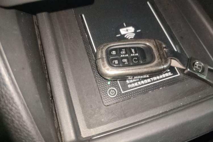 Used Honda Elysion 2024 2.0L eHEV Luxury Edition Interior 1