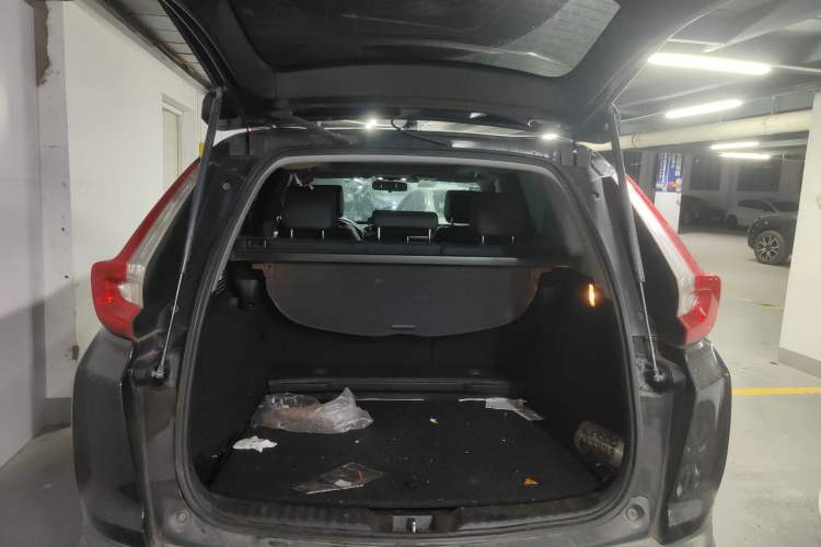 Used Honda CR-V 2019 240TURBO CVT 2WD Fashion Edition China VI Trunk