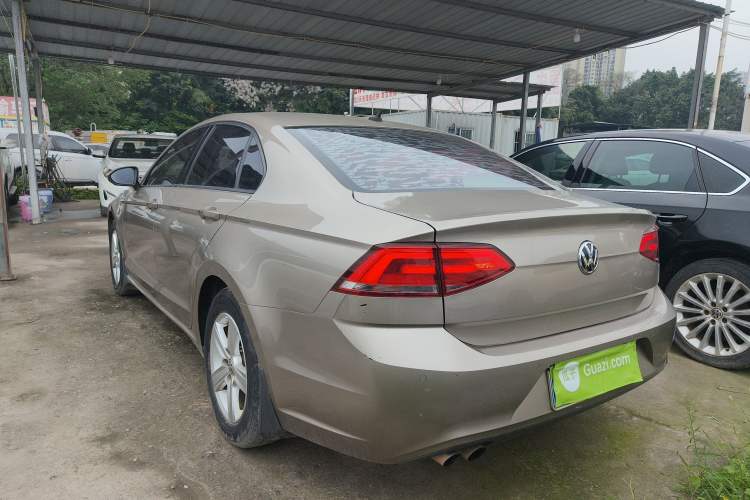 Used Volkswagen Lamando 2017 230TSI DSG Fashion Edition
