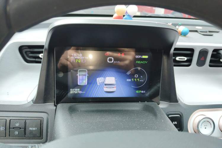 Used Wuling Hongguang MINIEV 2021 Macaron Fashion Model Lithium Iron Phosphate