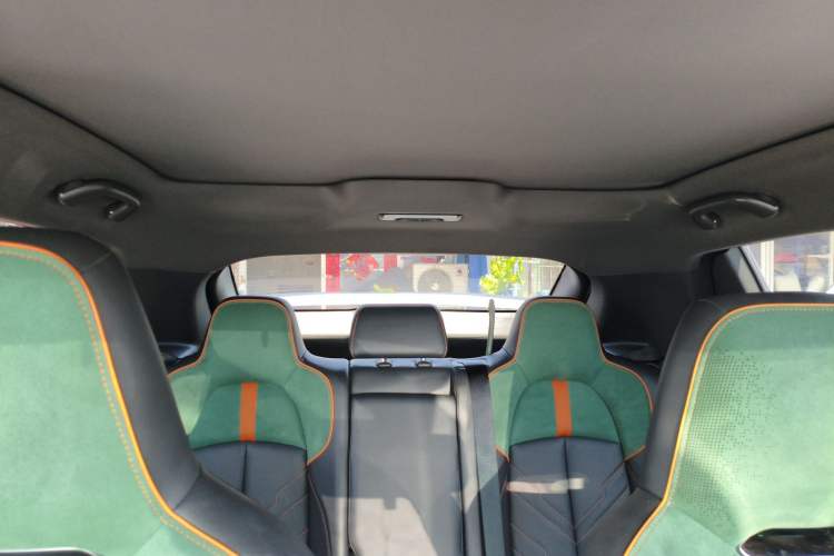 Used CHANGAN UNI-T 2023 2nd Generation 1.5T Sport Edition Flagship Version Headliner