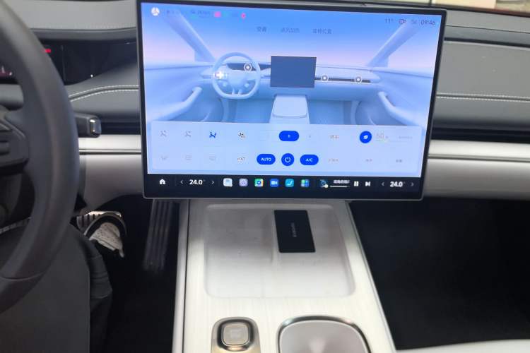 Used Xiaomi Auto SU7 2024 Four-Wheel Drive Ultra-Long Range Advanced Intelligent Driving Max Edition