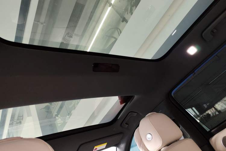 Used Li Auto L7 2023 Pro Model
