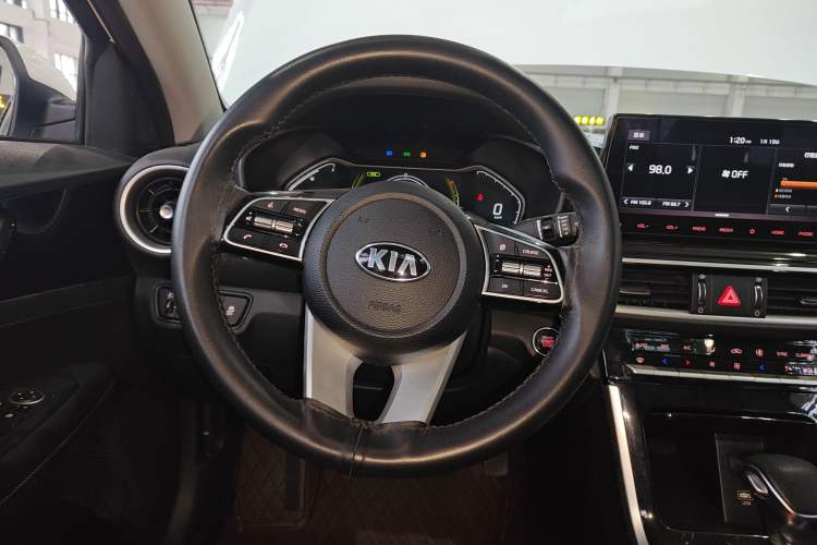 Used Kia K3 2021 1.5L CVT Fashion Edition
