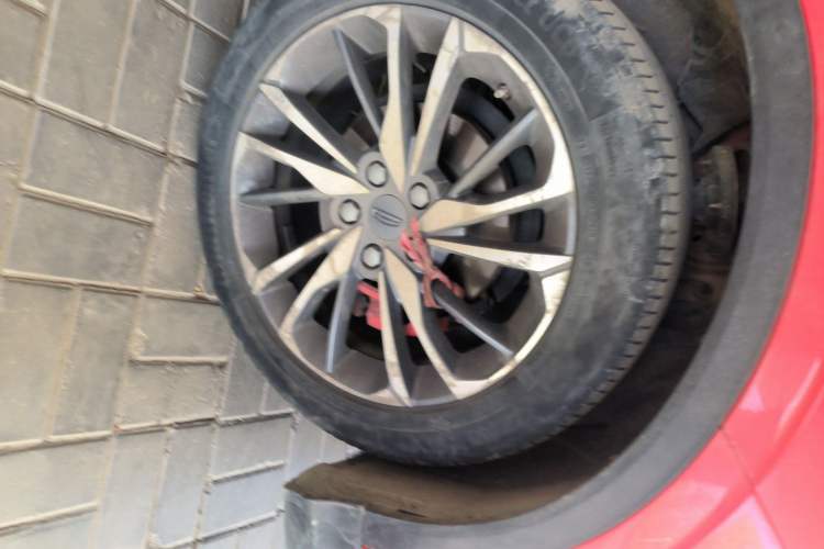 Used Geely Auto Coolray 2019 Sport Version 260T DCT Battle China VI Standard Right Front Wheel Hub