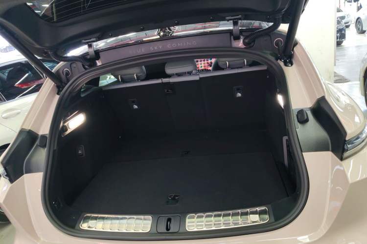 Used Nio ET5T 2025 75 kWh Touring
