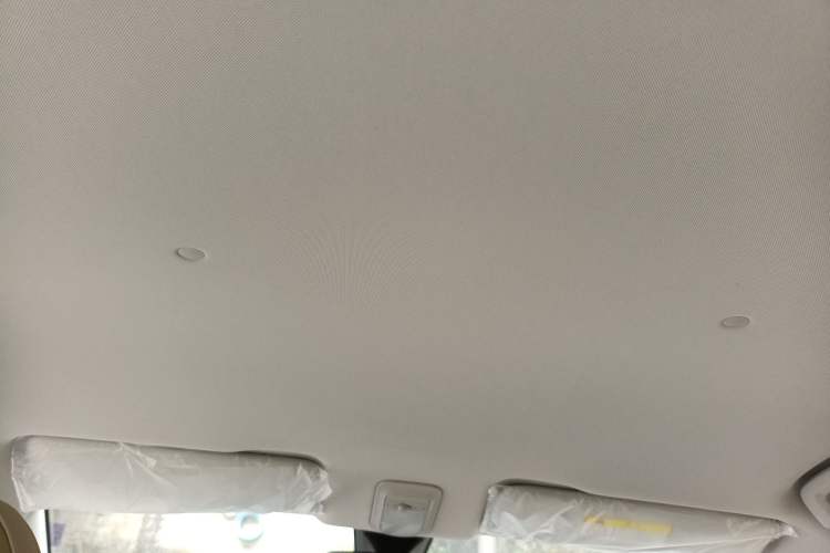 Used Wuling Bingo PLUS 2024 401 km Range 5-Seater Version
