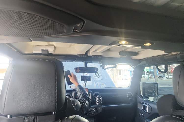 Used Jeep Wrangler  Headliner