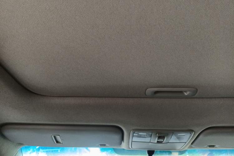 Used Kia K2 2011 Sedan 1.6L Automatic Transmission Premium
