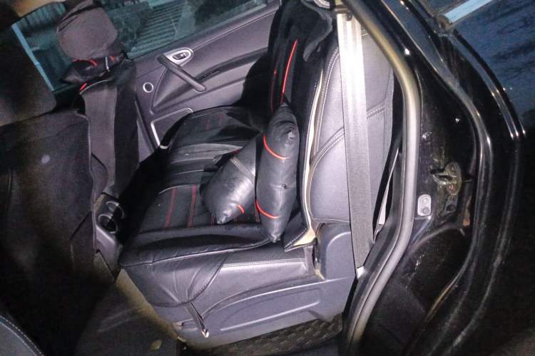 Used Luxgen Great 7 SUV 2013 Limited-Edition Sharp Edition 2.2T All-Wheel-Drive Prestige Model
